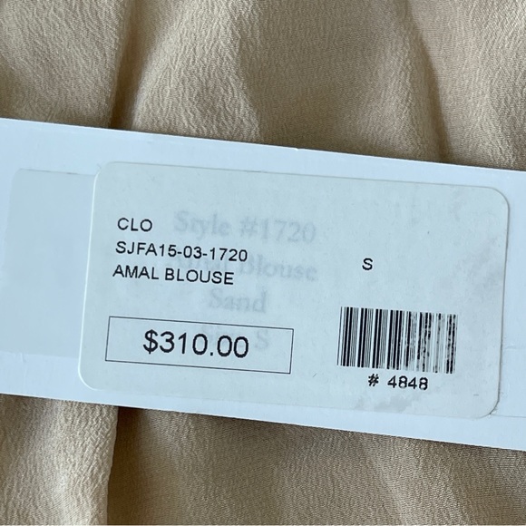 NEW Sjobeck Sand Tan AMAL Long Sleeve Keyhole Blouse with Split Back - Picture 9 of 12